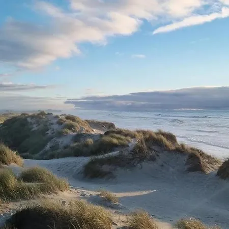 Guestready - Elegant Beachside In